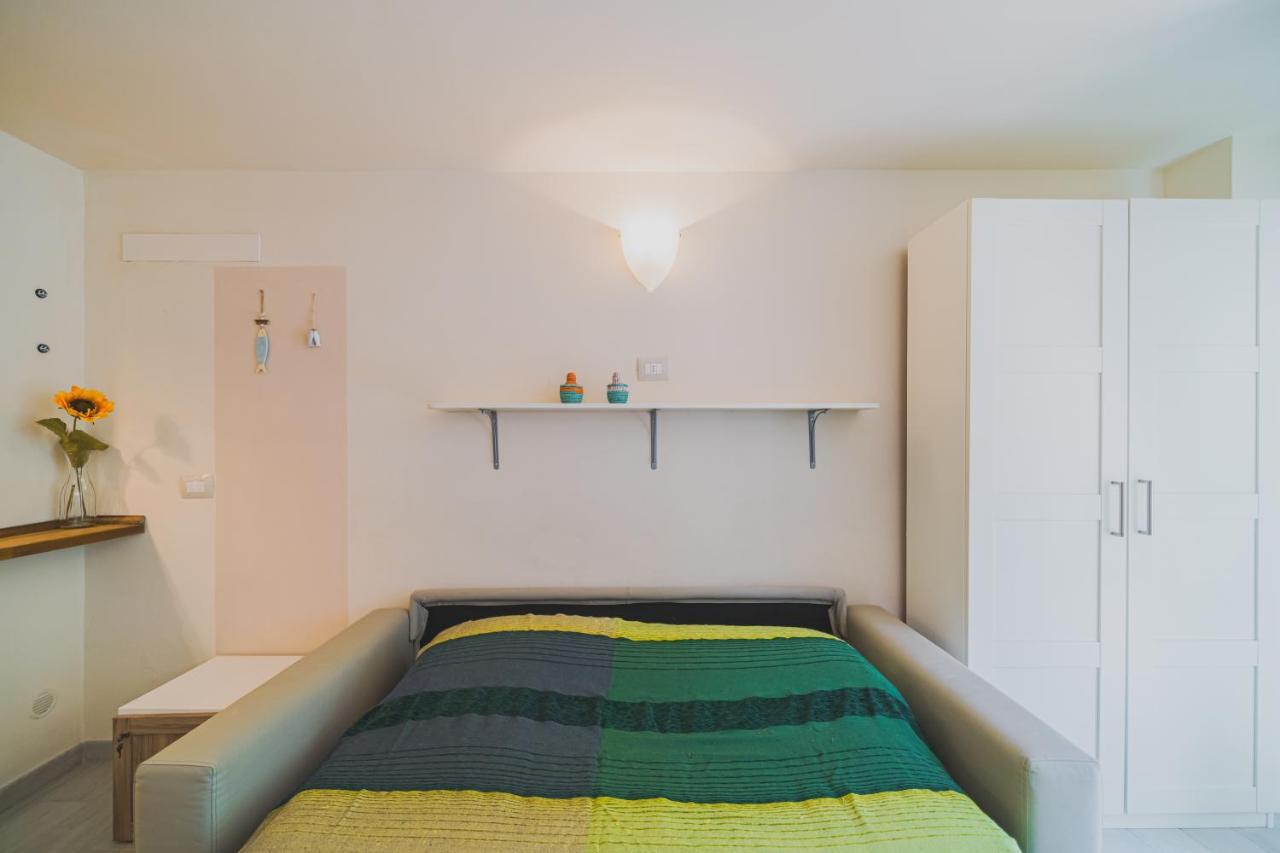 Monolocali Le Lecce Pool & Tennis Capoliveri  Exterior foto