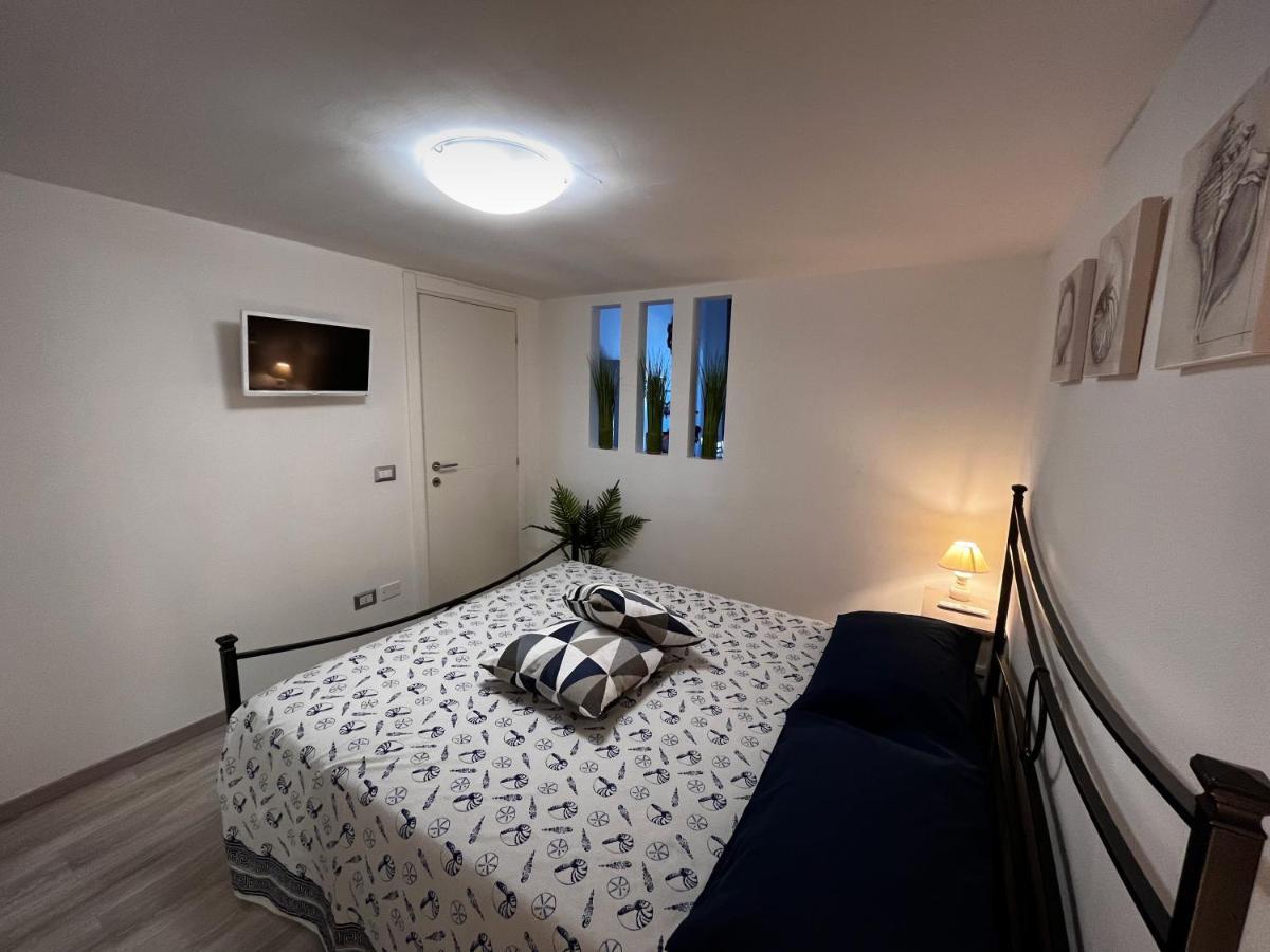 Monolocali Le Lecce Pool & Tennis Capoliveri  Exterior foto
